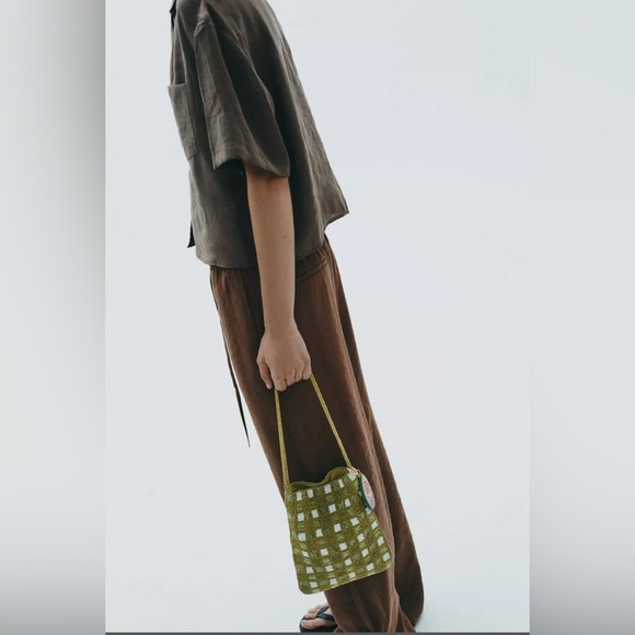 Zara FANTASY BEADED MINI BUCKET BAG - Picture 4 of 5